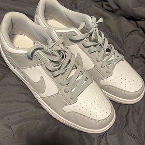 Men’s Nike Dunks